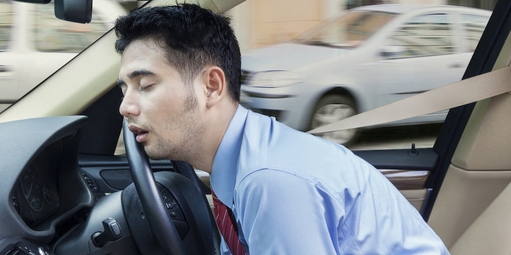 مقال - 5 نصائح لتفادي الغفوة أثناء القيادة