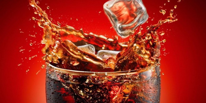 مقال - ماذا يحدث لجسمك خلال ساعة من شرب الكولا؟