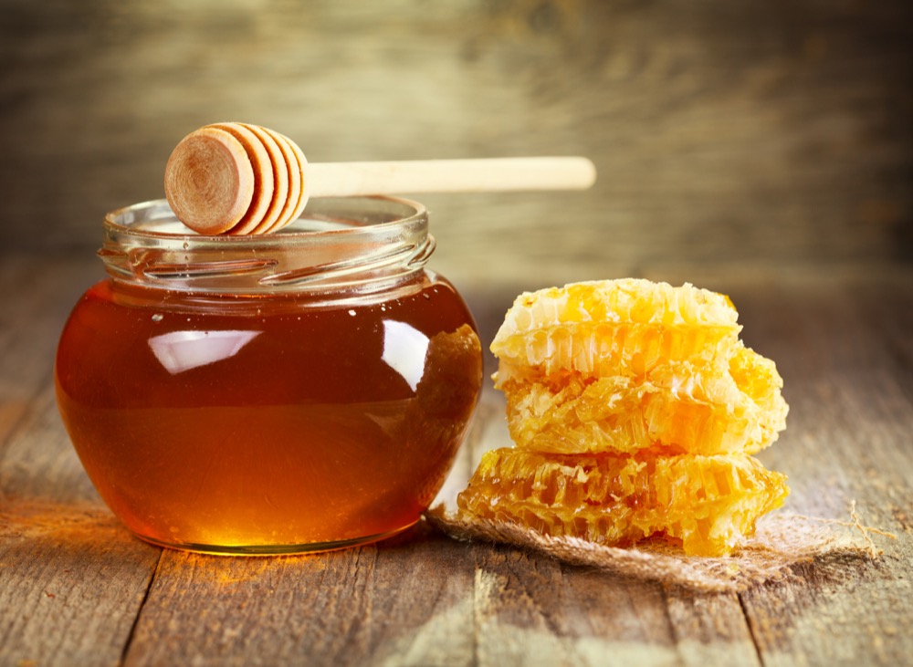مقال - العسل .. حقائق غذائية و فوائد و محاذير !
