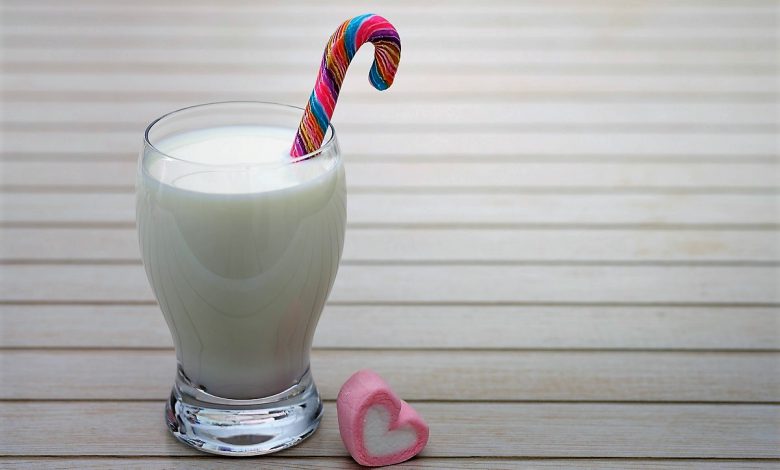 الحليب كامل الدسم ضروري للأطفال