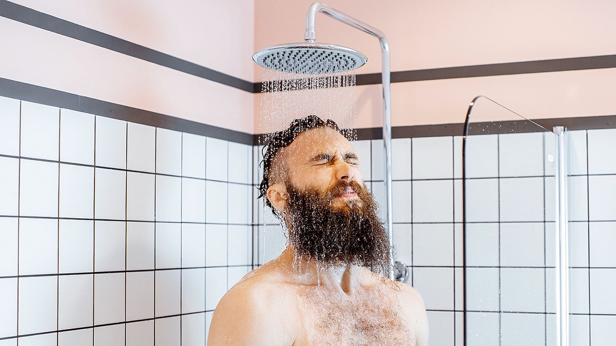 6 فوائد للاستحمام بالماء البارد