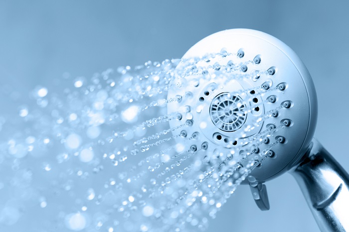 6 فوائد للاستحمام بالماء البارد