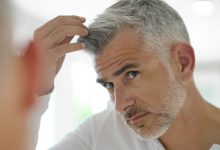 ما الذي يسبب شيب الشعر في سن مبكرة؟