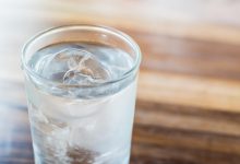 هل شرب الماء البارد ضار ؟