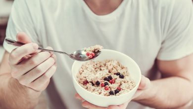 لماذا قد نشعر بالشبع صباحا عند الاستيقاظ ؟