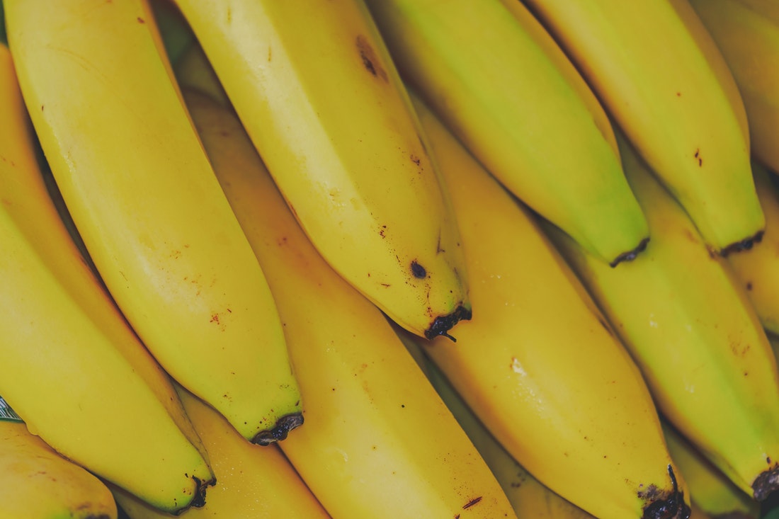 ماذا يحدث لجسمك عند تناول الموز ليلاً ؟